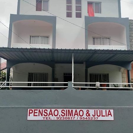 לינה וארוחת בוקר Orgaos Pensao Simao & Julia מראה חיצוני תמונה